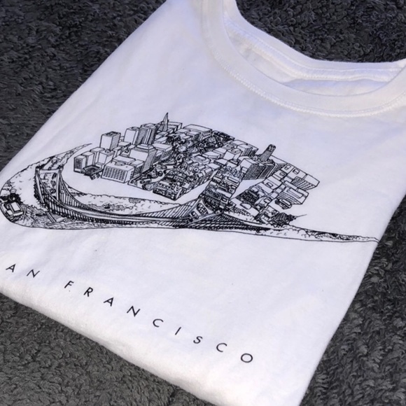 Nike SF Tee - Picture 2 of 2